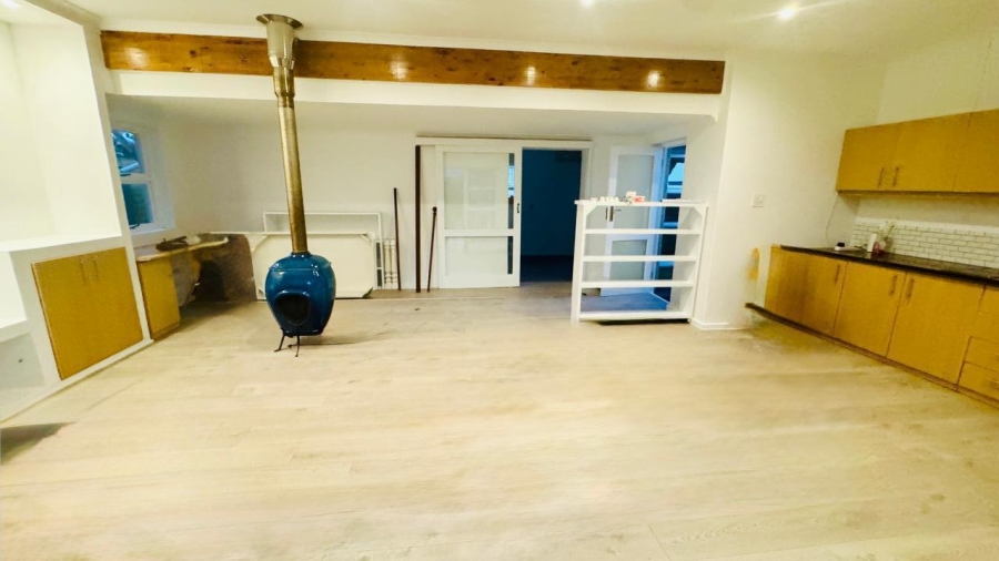 To Let 1 Bedroom Property for Rent in Pinelands Western Cape